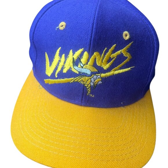 Vintage NFL Minnesota Vikings Hat Script AJD Snapback Purple Yellow One Size 90s - Picture 1 of 9